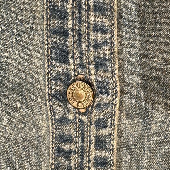 Levi's Light Blue Button Up Denim Long Sleeve Shirt Mens XL - Picture 7 of 8